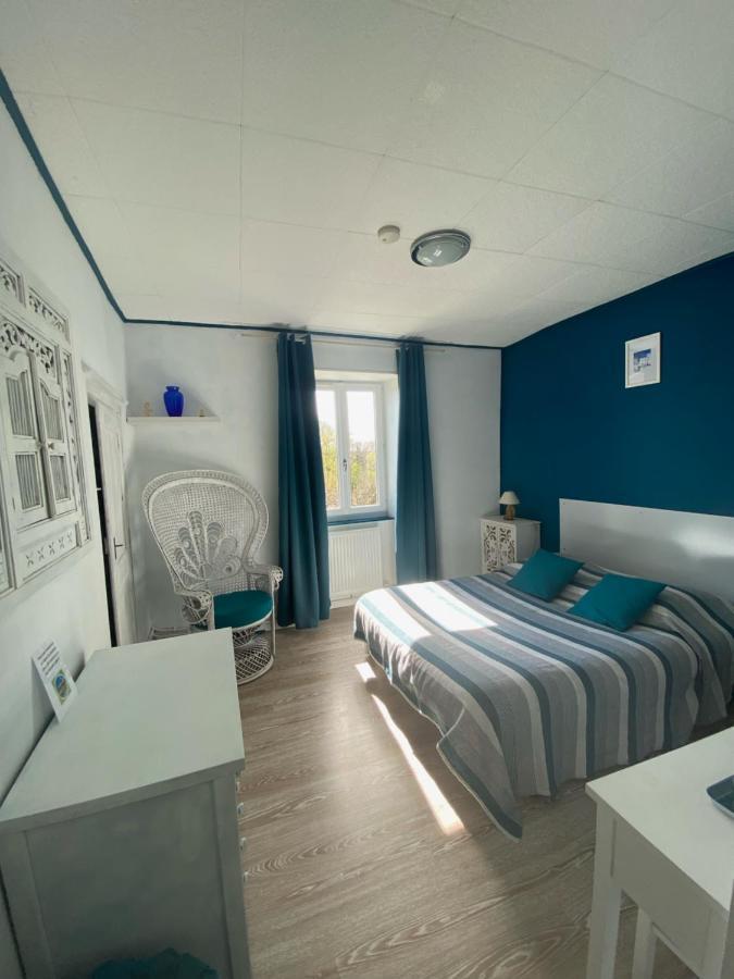 Bed and Breakfast Les Forges De Planechaud Saint-Sornin-Leulac Exterior foto