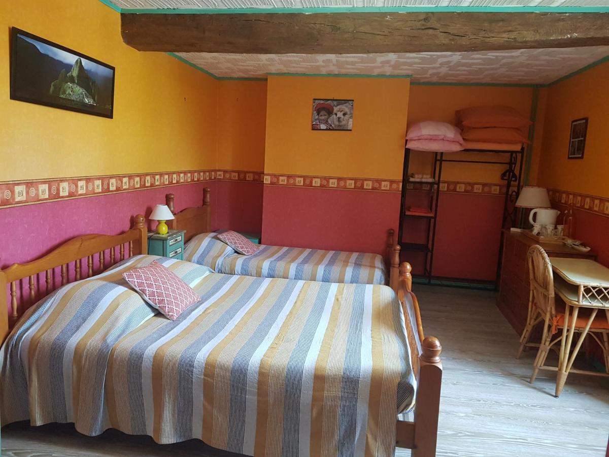 Bed and Breakfast Les Forges De Planechaud Saint-Sornin-Leulac Exterior foto
