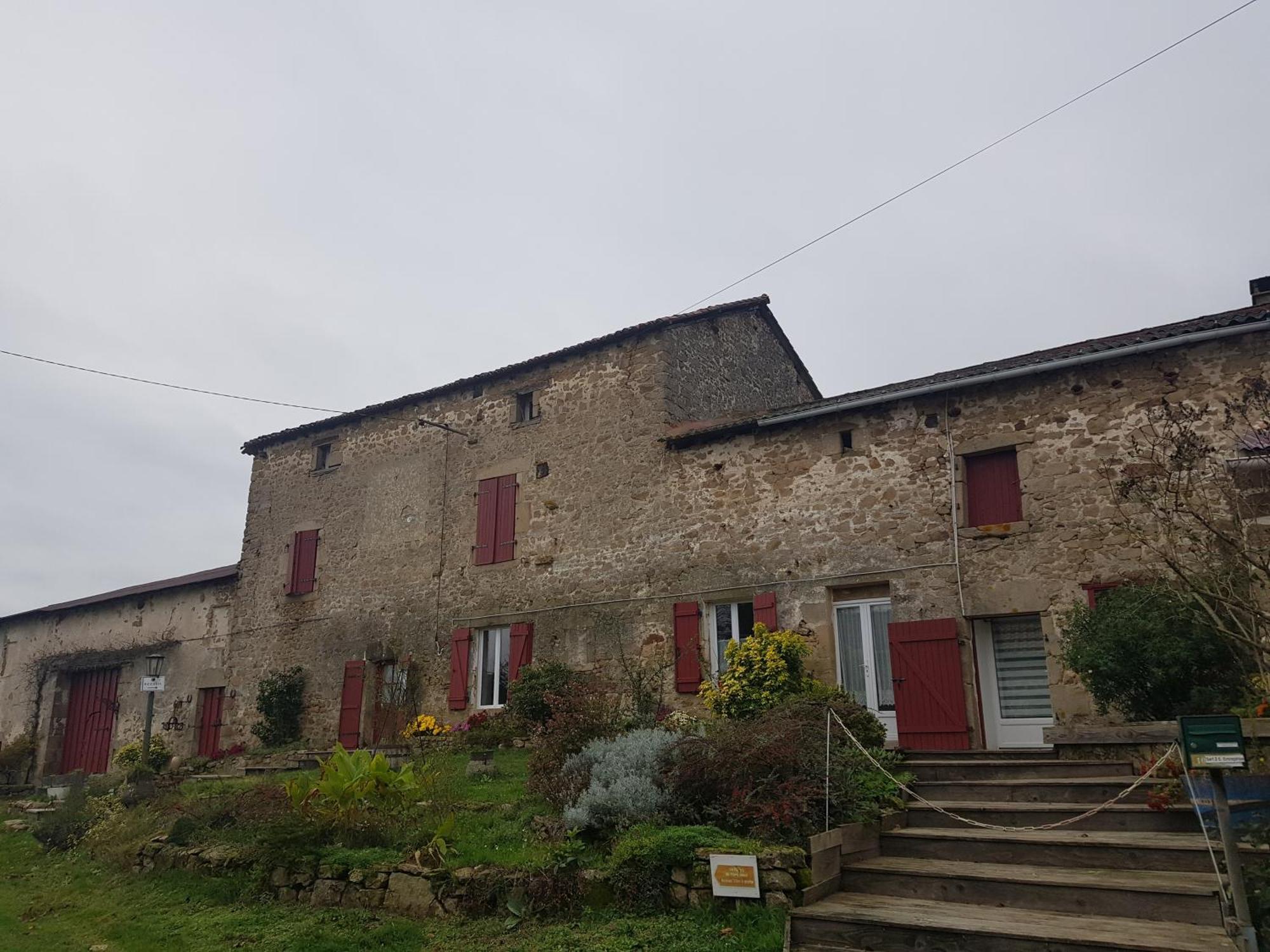 Bed and Breakfast Les Forges De Planechaud Saint-Sornin-Leulac Exterior foto